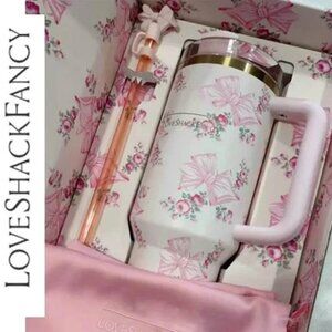 RARE LIMITED EDITION The Stanley X LoveShackFancy Garden Bows